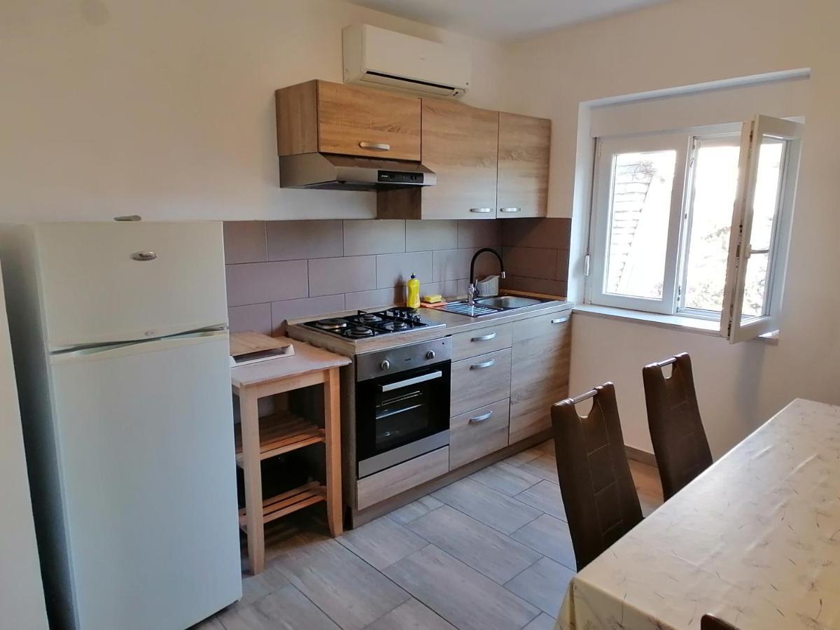 Apartman 2 Punta باكوشتاني المظهر الخارجي الصورة
